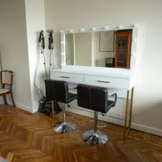 Красный угол