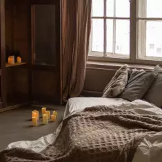 Две Комнаты (Two Rooms)