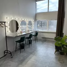 Wow Studios 2.0 (м. Октябрьское поле)