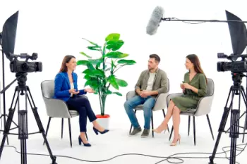 БЕЛАЯ СТУДИЯ