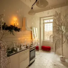 Красный угол