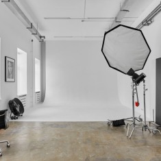 LOBSTER STUDIO