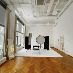 Base Преображенская площадь