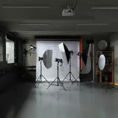 Студия Школы фотографии Polezreniya