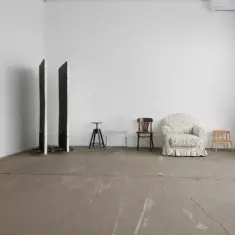 БЛАНКСТУДИЯ / BLANKSTUDIOS (большие окна и белые циклорамы)